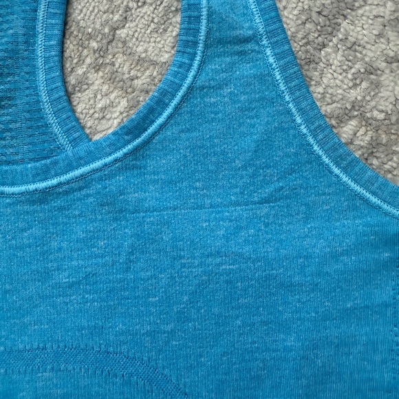 Lululemon Run: Swiftly Tech Racerback Heathered Cornflower - Picture 9 of 9